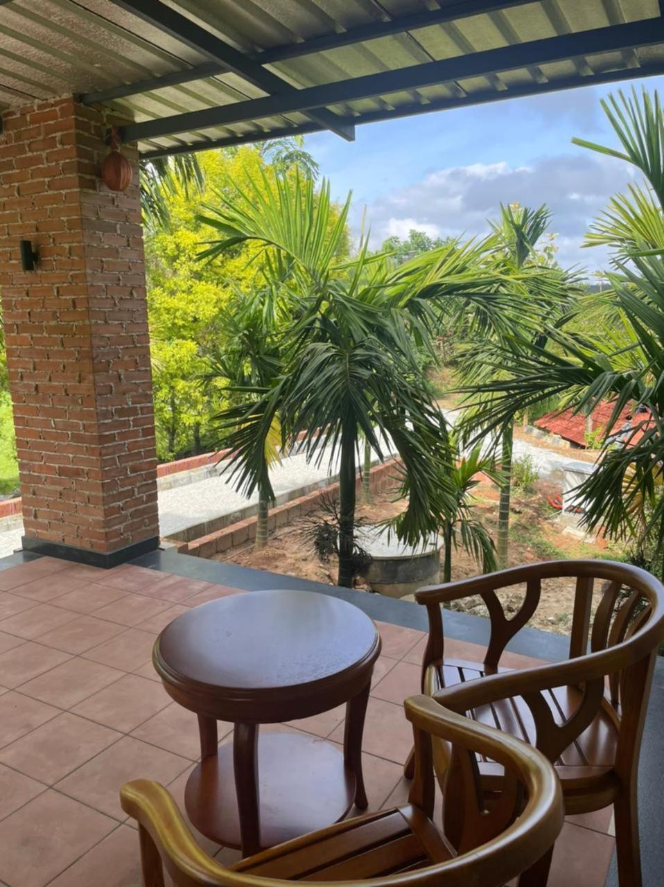 Biranji Aqua Retreat Hotel Chikmagalūr Kültér fotó