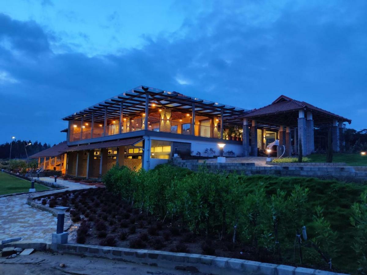 Biranji Aqua Retreat Hotel Chikmagalūr Kültér fotó