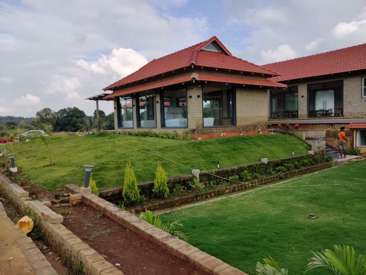 Biranji Aqua Retreat Hotel Chikmagalūr Kültér fotó