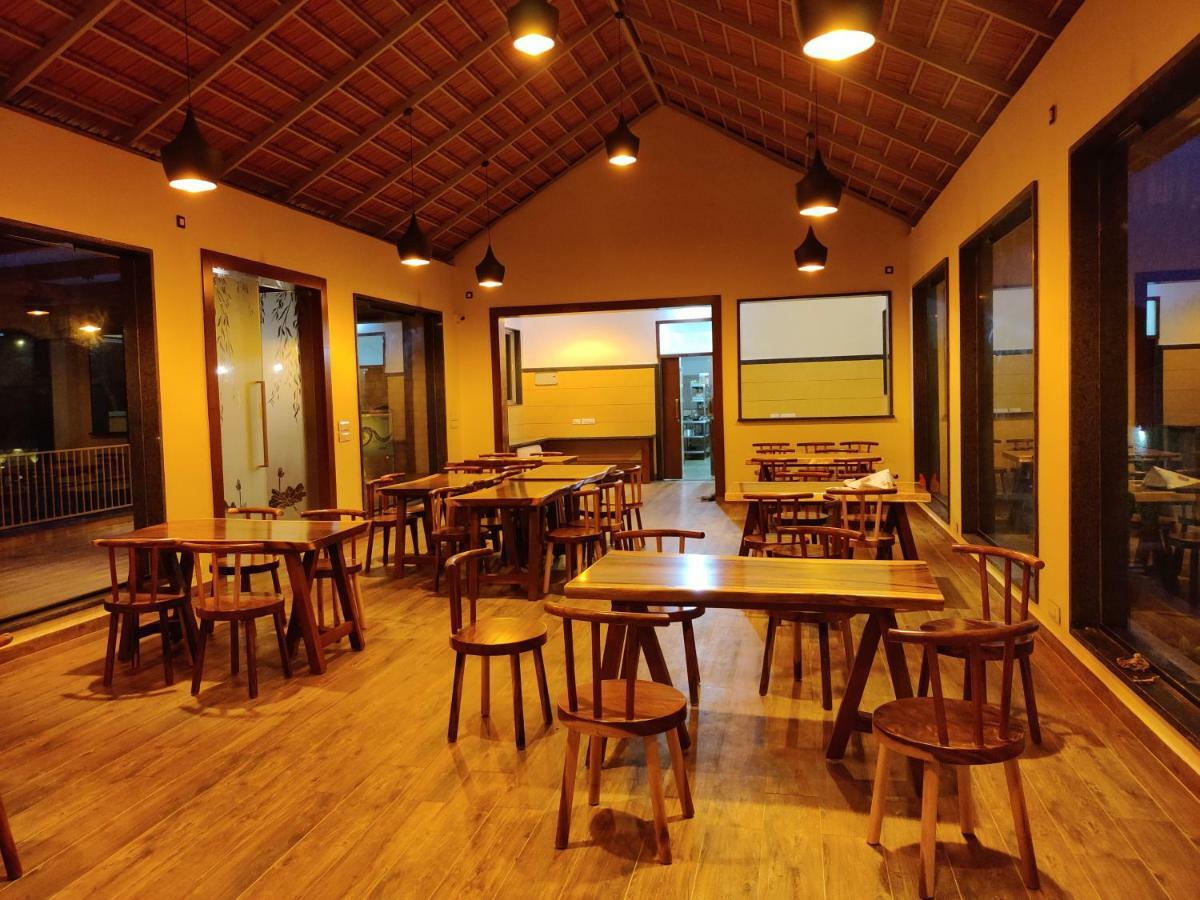 Biranji Aqua Retreat Hotel Chikmagalūr Kültér fotó