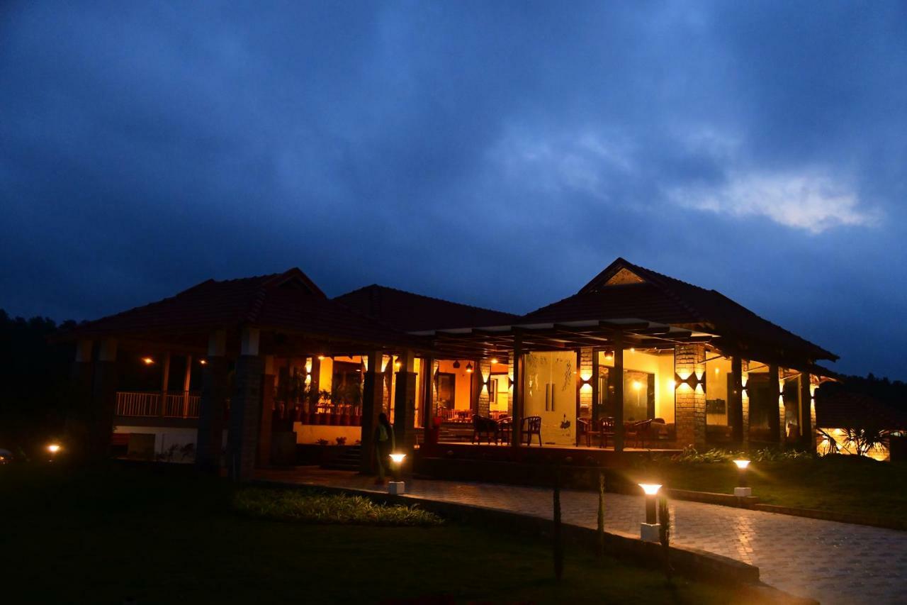Biranji Aqua Retreat Hotel Chikmagalūr Kültér fotó