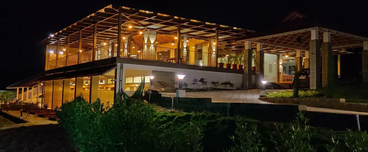Biranji Aqua Retreat Hotel Chikmagalūr Kültér fotó